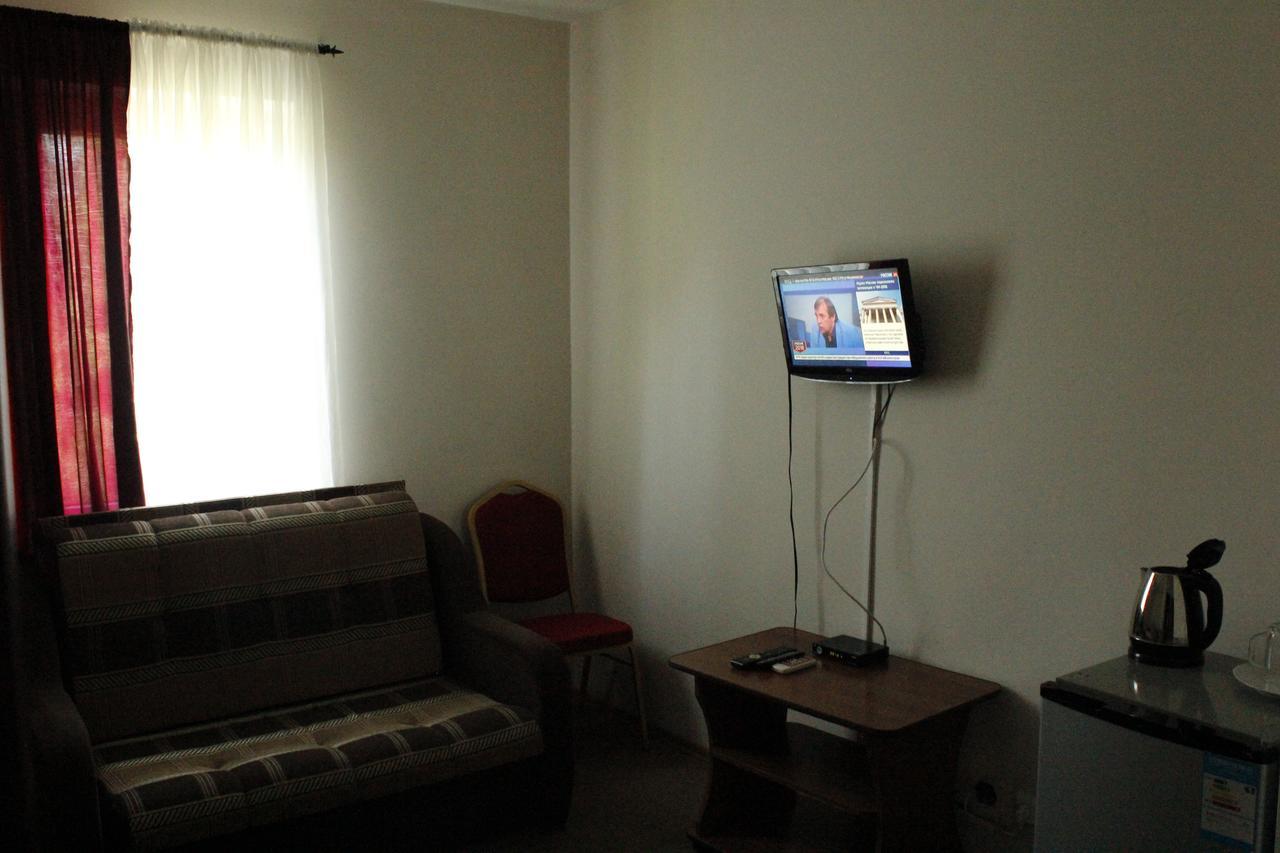 Hotel Pshada Pitsoenda Buitenkant foto