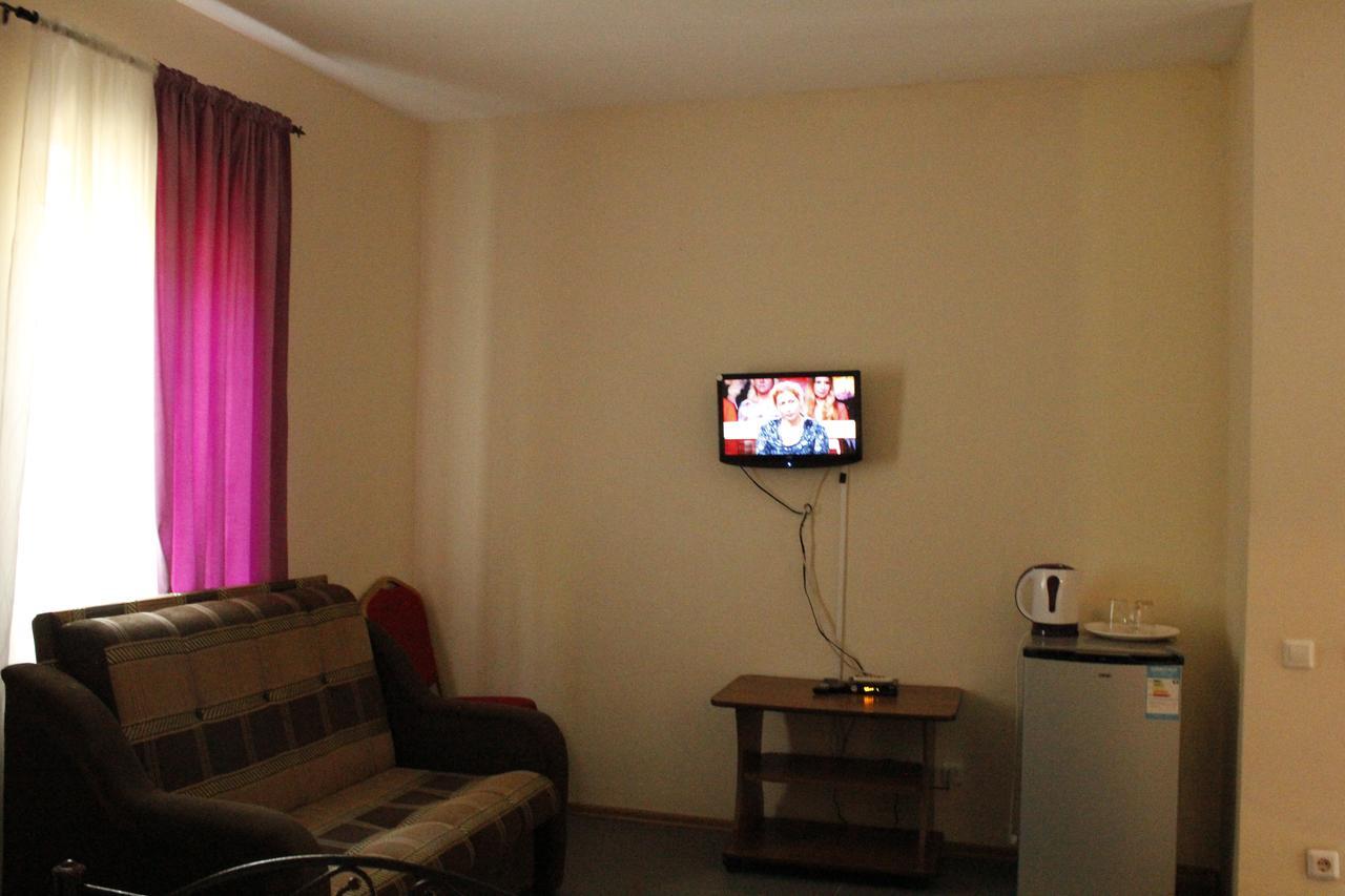 Hotel Pshada Pitsoenda Buitenkant foto